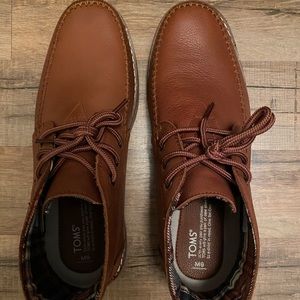 Like new men’s Toms boots